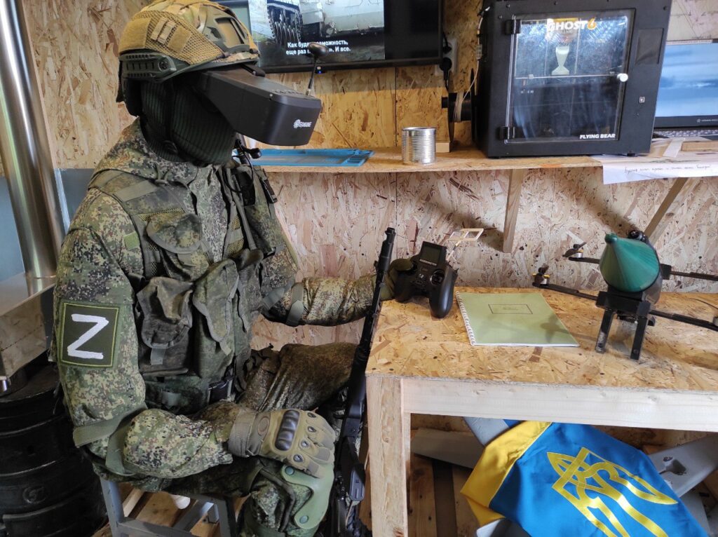 Поезд Минобороны привез в Казань подбитый «Брэдли»