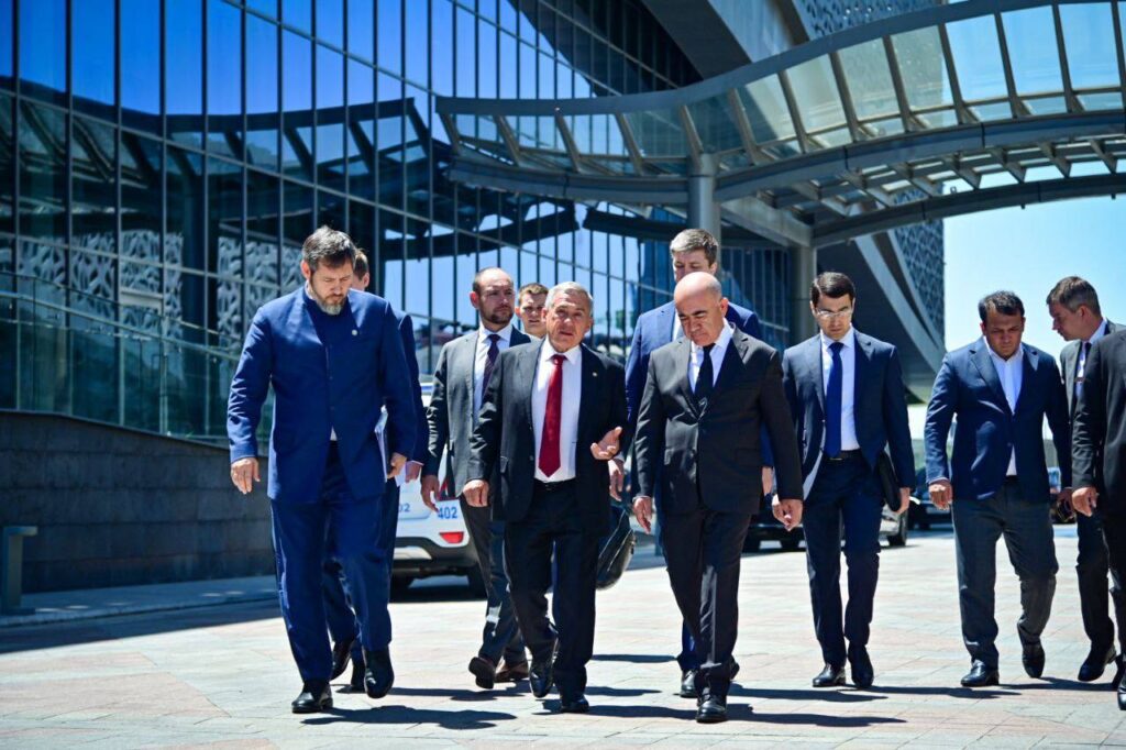 Минниханов примет участие в мероприятиях Совета регионов РФ и Узбекистана