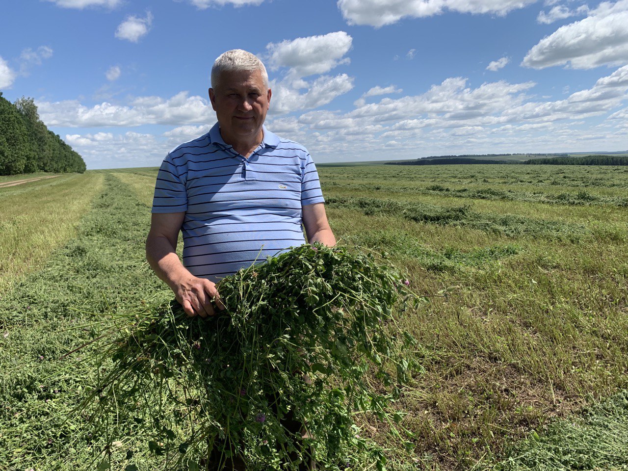 руководитель хозяйства Ринат Аббазов