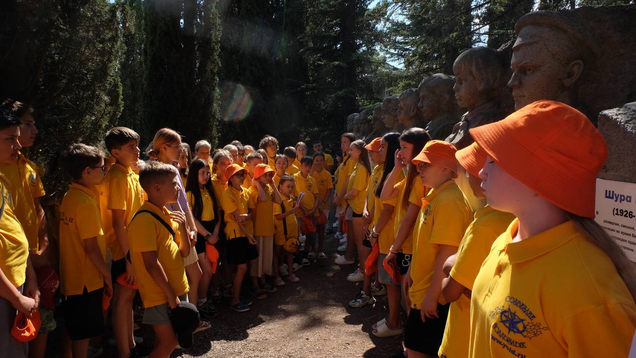 Патриотизм в сердцах детей: на творческой смене провели день памяти героев-пионеров