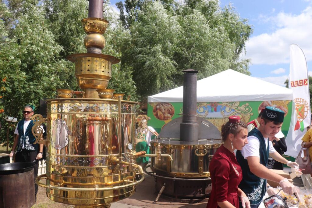 Борец из Татарстана стал абсолютным батыром Иртышского Сабантуя