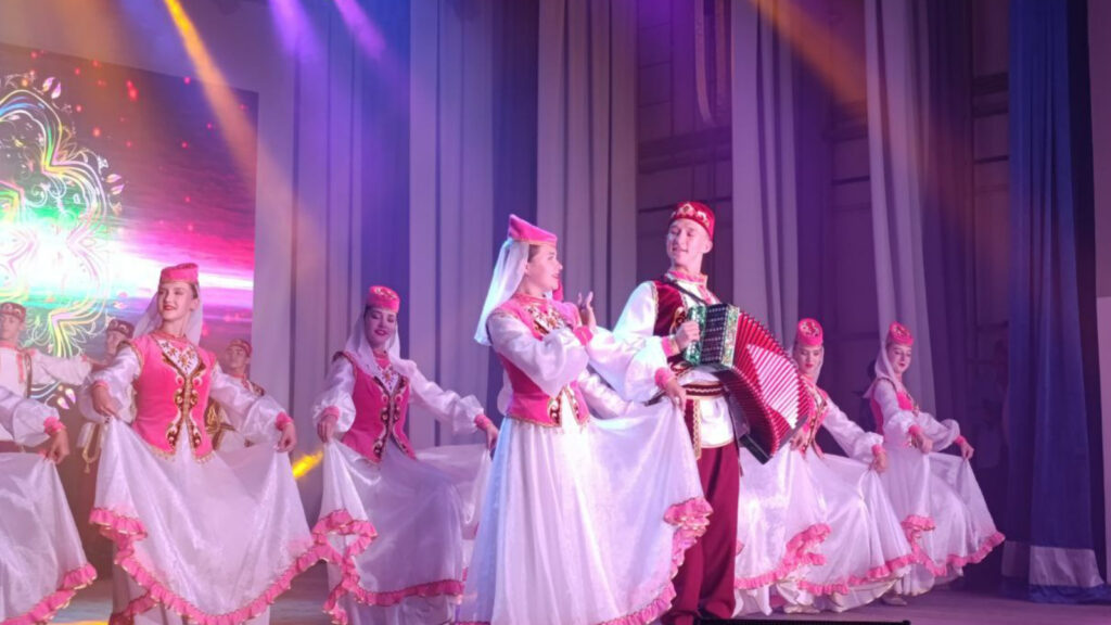 В Крыму прошел концерт победителей и лауреатов фестиваля «Созвездие-Йолдызлык»