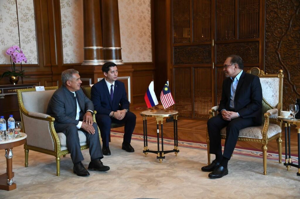 Раис Татарстана встретился с премьер-министром Малайзии