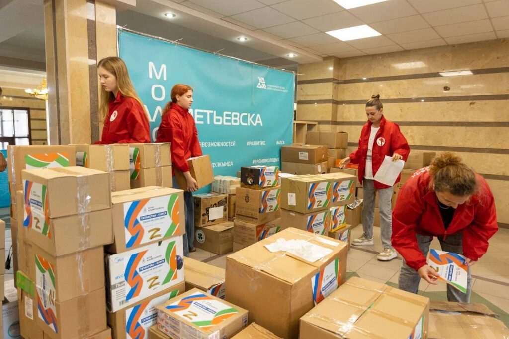 Минниханов перечислил часть зарплаты пострадавшим жителям Курской области