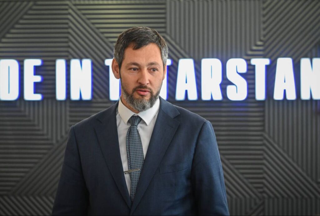 «Общежития помогут»: глава Минпромторга РТ нашел способ заманить молодежь на заводы