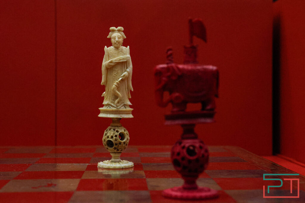 Всего месяц будет открыта в Казани выставка о пирах и царской охоте в странах Востока