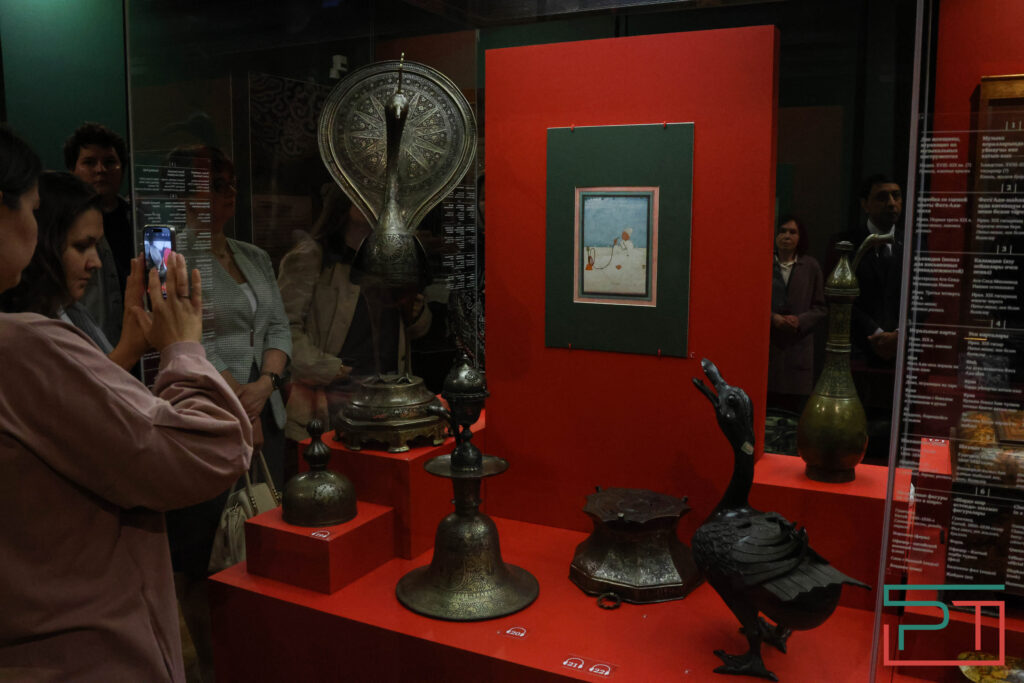 Всего месяц будет открыта в Казани выставка о пирах и царской охоте в странах Востока