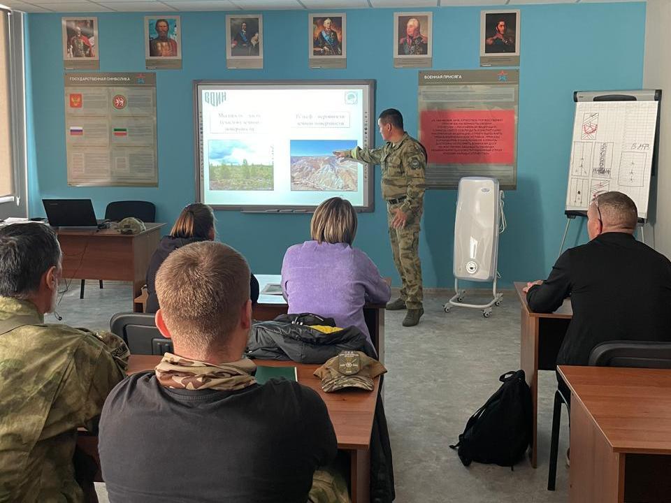 Ветераны СВО станут учителями: в школы Татарстана возвращается начальная военная подготовка