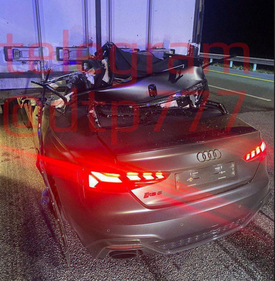 Автомобиль Audi RS5 влетел на трассе М-12 под фуру — водитель из Татарстана погиб