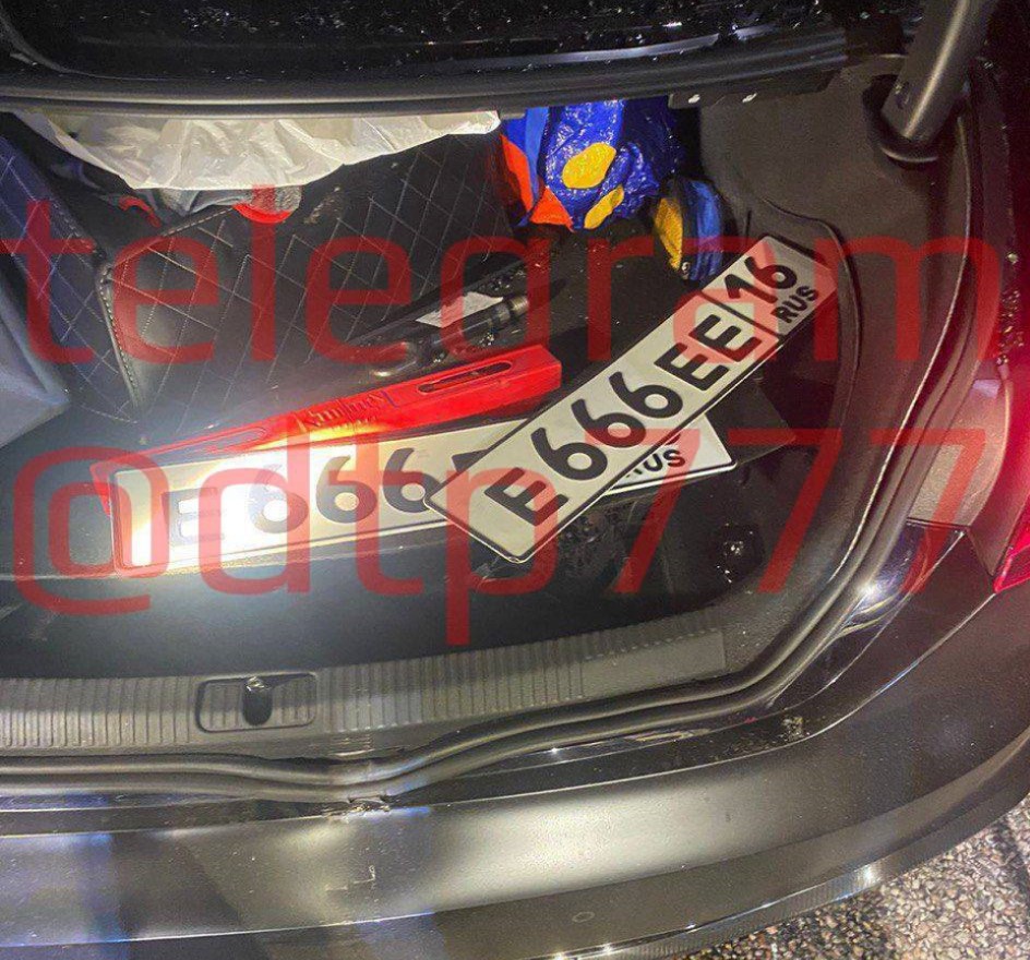 Автомобиль Audi RS5 влетел на трассе М-12 под фуру — водитель из Татарстана погиб