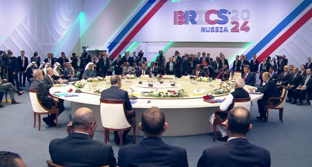 Путин: Интерес к укреплению контактов с БРИКС выразили более 30 стран