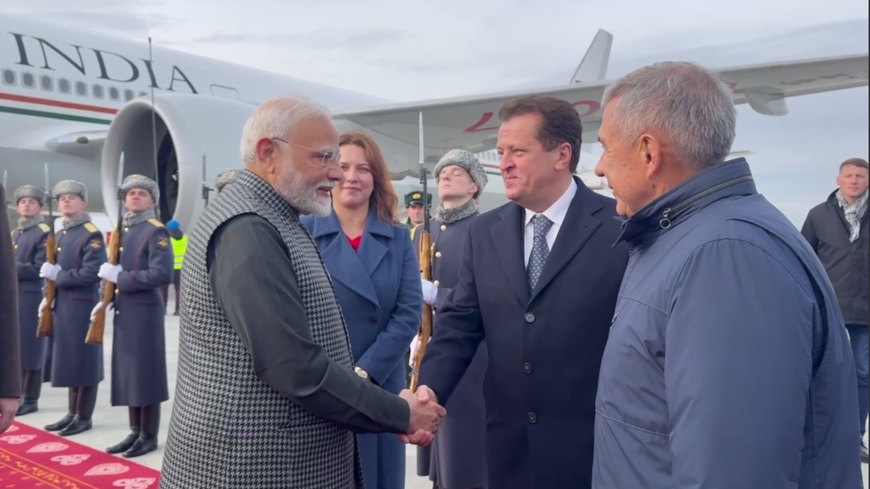 Премьер-министр Индии Нарендра Моди прилетел в Казань на саммит БРИКС