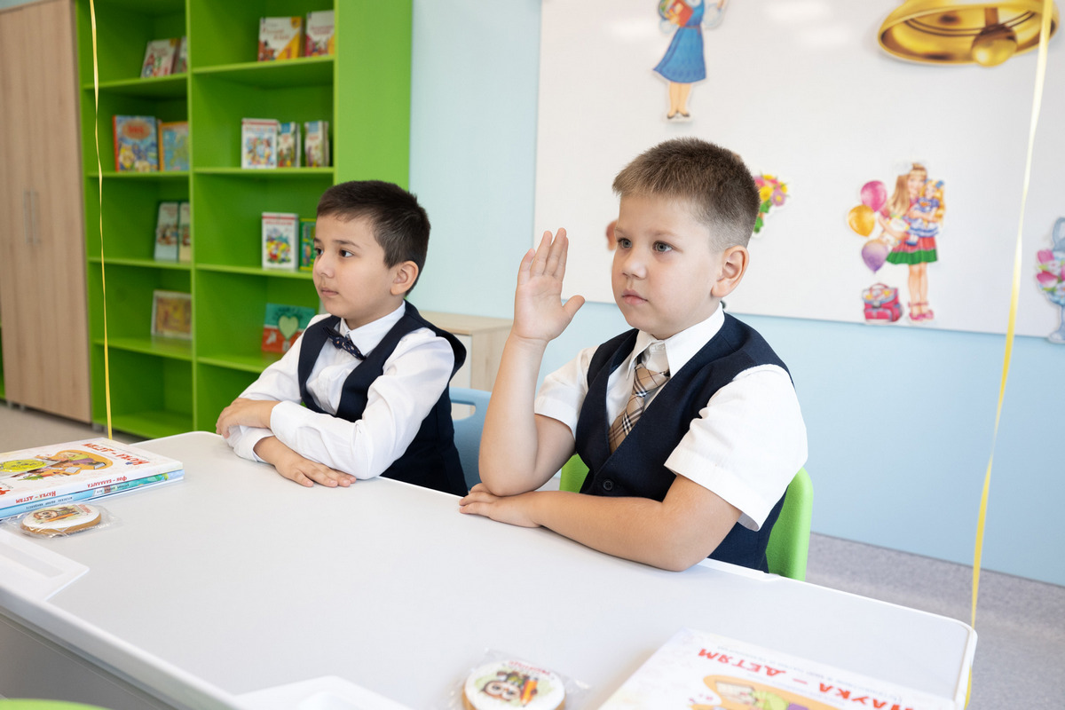 «Никого не заставляем»: в школах Татарстана набирают популярность платные классы