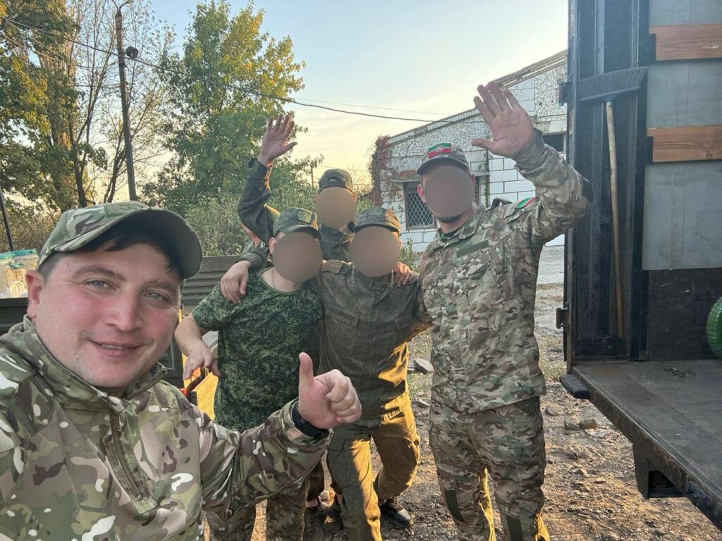 Квадроцикл и уазик доставили из Менделеевска бойцам в зону СВО