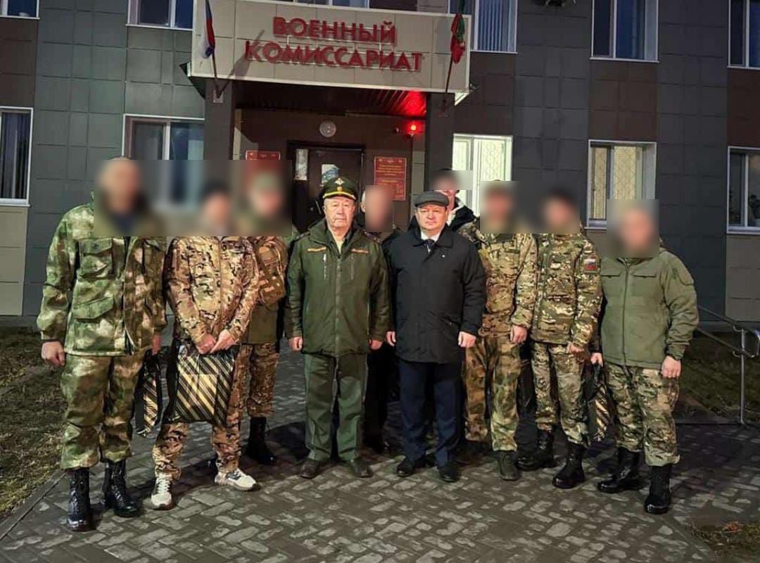 В Нурлате около 10 иногородних контрактников отправились в зону спецоперации