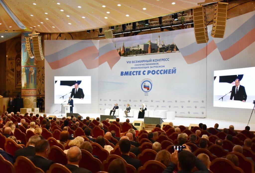 Мухаметшин: Татарстан вносит большой вклад в работу с соотечественниками, проживающими за рубежом