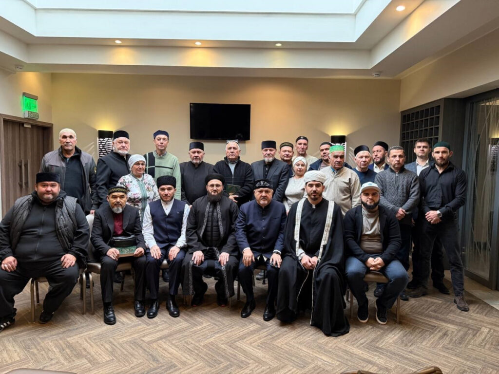 Муфтии и имамы Татарстана доставили в зону СВО 1,5 тонны гумпомощи 