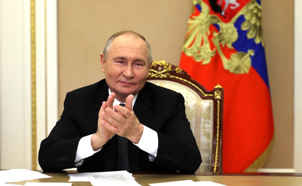 Грузопоток по Северному морскому пути к 2030 году может превысить 100 млн тонн