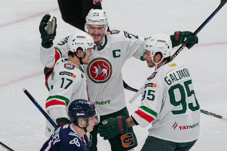 «Ак Барс» разгромил «Нефтехимик» в татарстанском дерби