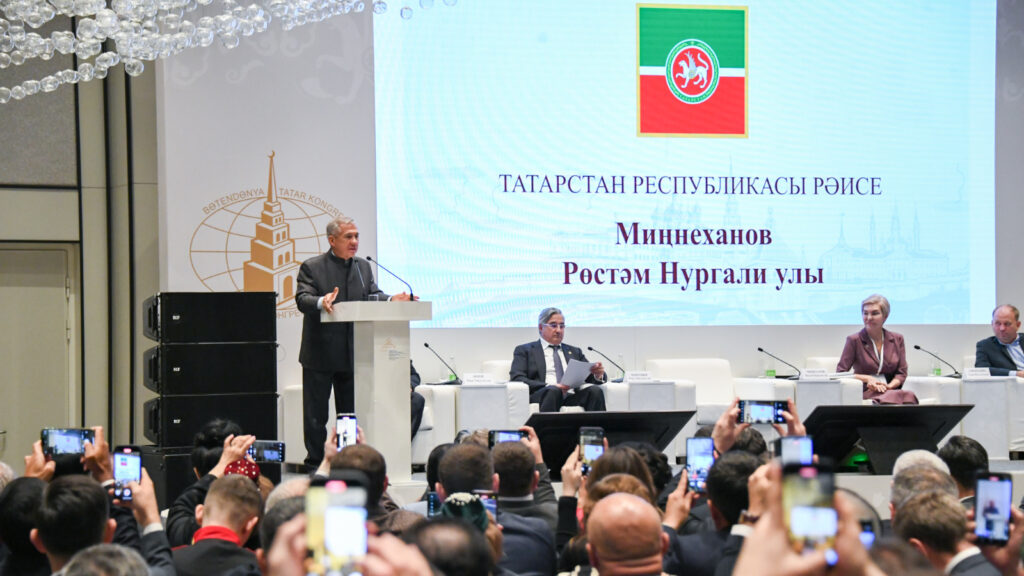 Минниханов принял участие в XVII форуме «Деловые партнеры Татарстана»