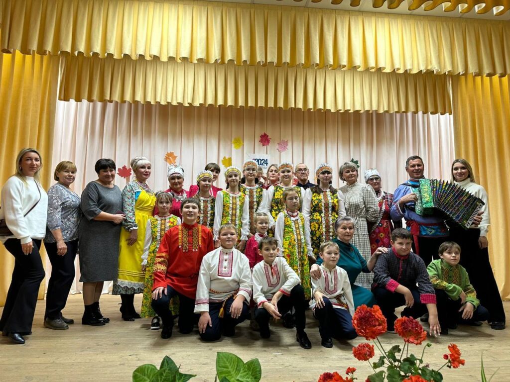 Жители Менделеевского района провели благотворительный концерт в поддержку бойцов СВО