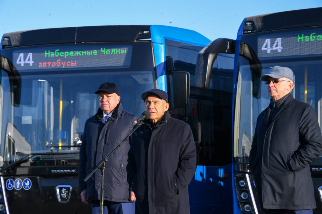 Раис РТ: были проблемы в части пассажирских перевозок в Челнах, сейчас вопрос решается