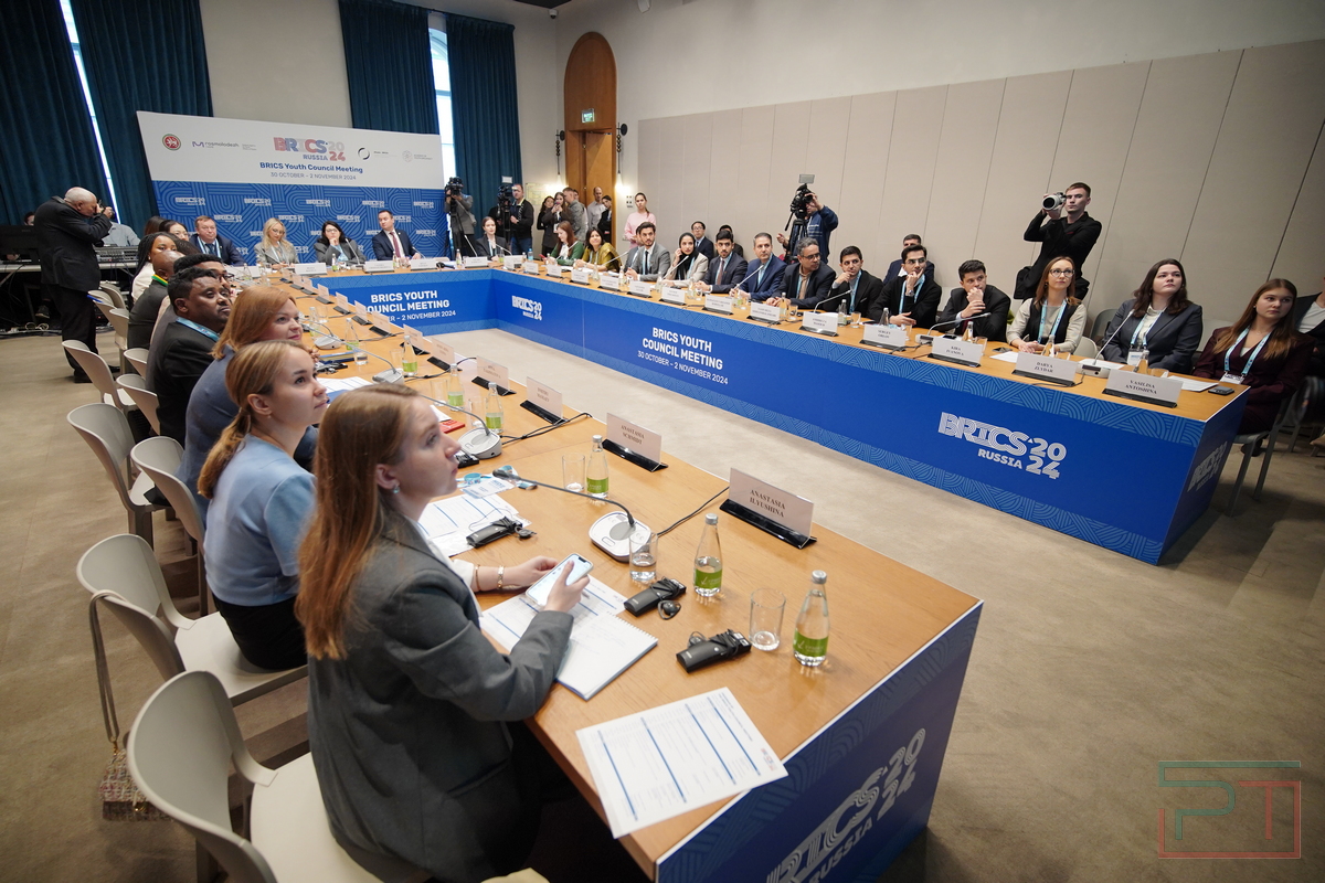 «Чтобы голос молодежи услышали»: о чем шла речь на первом заседании Молодежного совета БРИКС