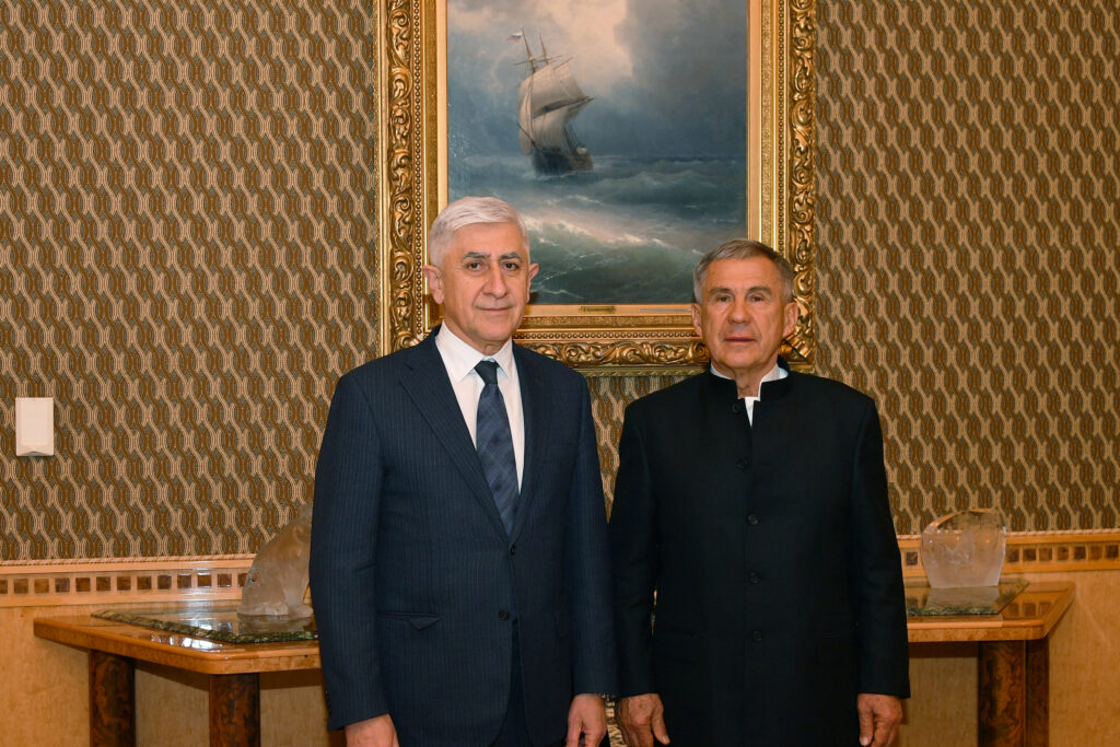 Раис Татарстана и ректор МАИ обсудили приоритетные направления сотрудничества