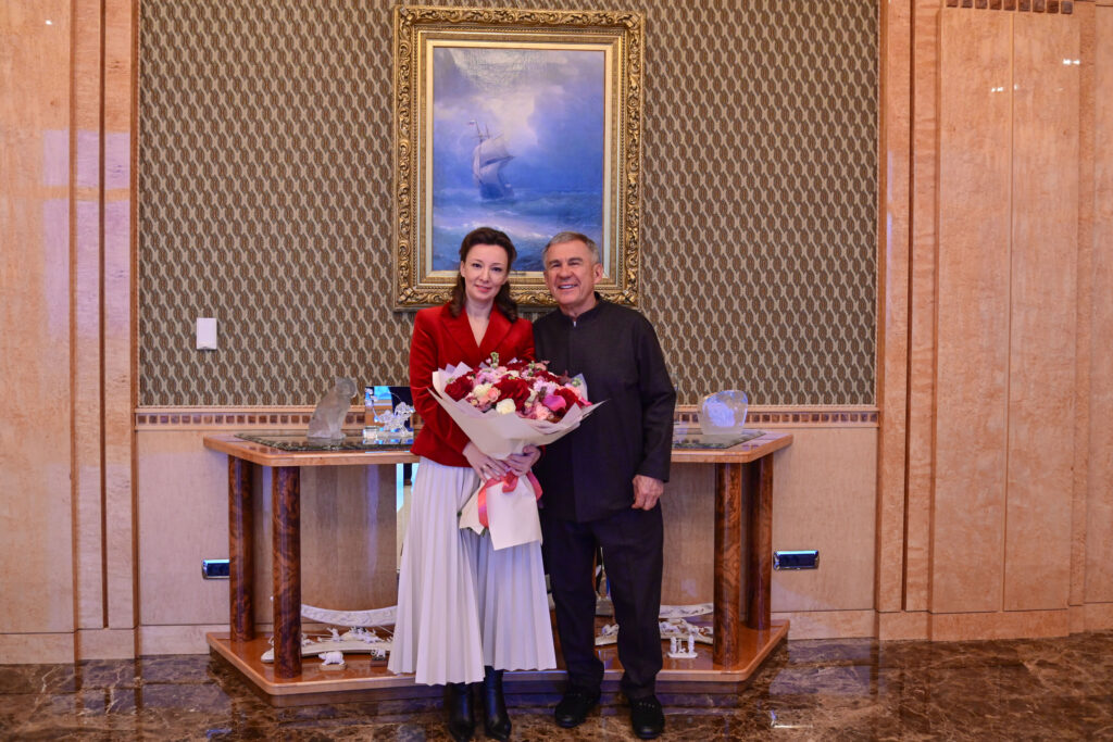 Раис РТ Рустам Минниханов встретился с вице-спикером Госдумы Анной Кузнецовой