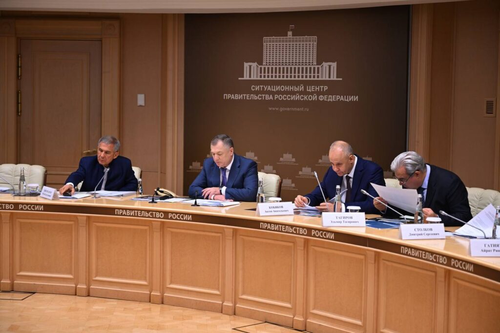 Хуснуллин провел первое заседание оргкомитета форума «Россия - Исламский мир: KazanForum»