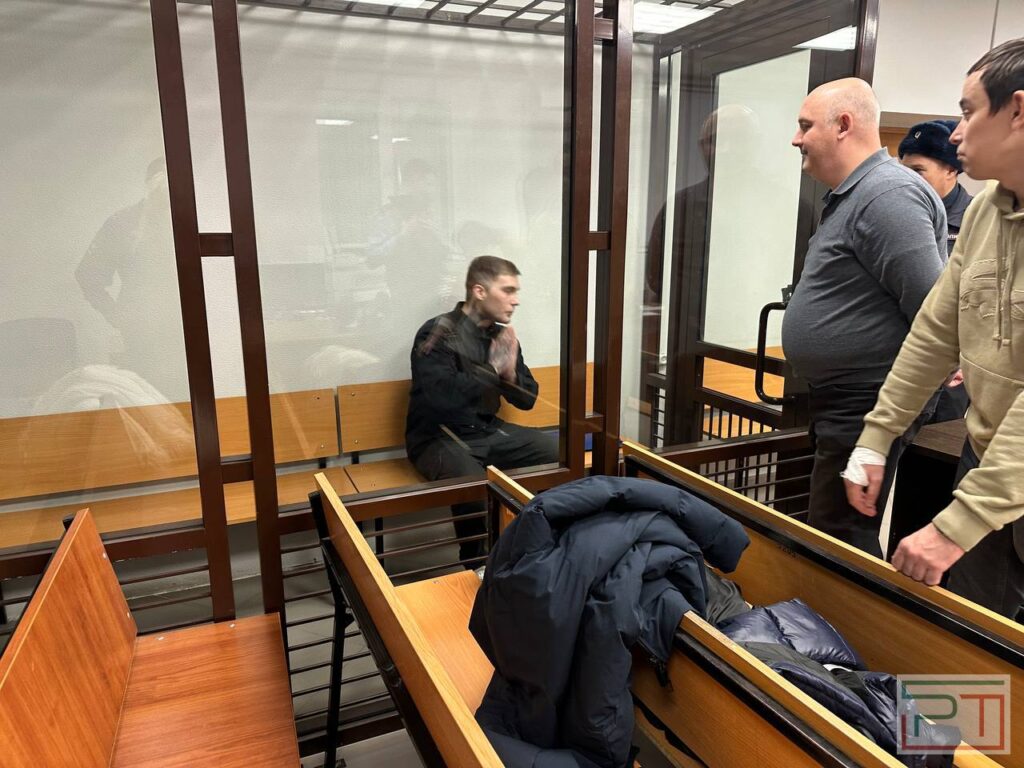 Охранника Rockstar bar в Казани признали виновным в смерти посетителя и отпустили на свободу