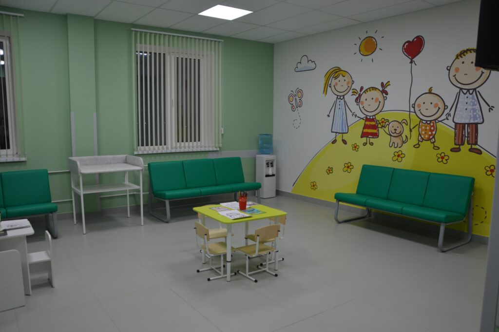 В Нижнекамске по нацпроекту открыли новую детскую поликлинику №3