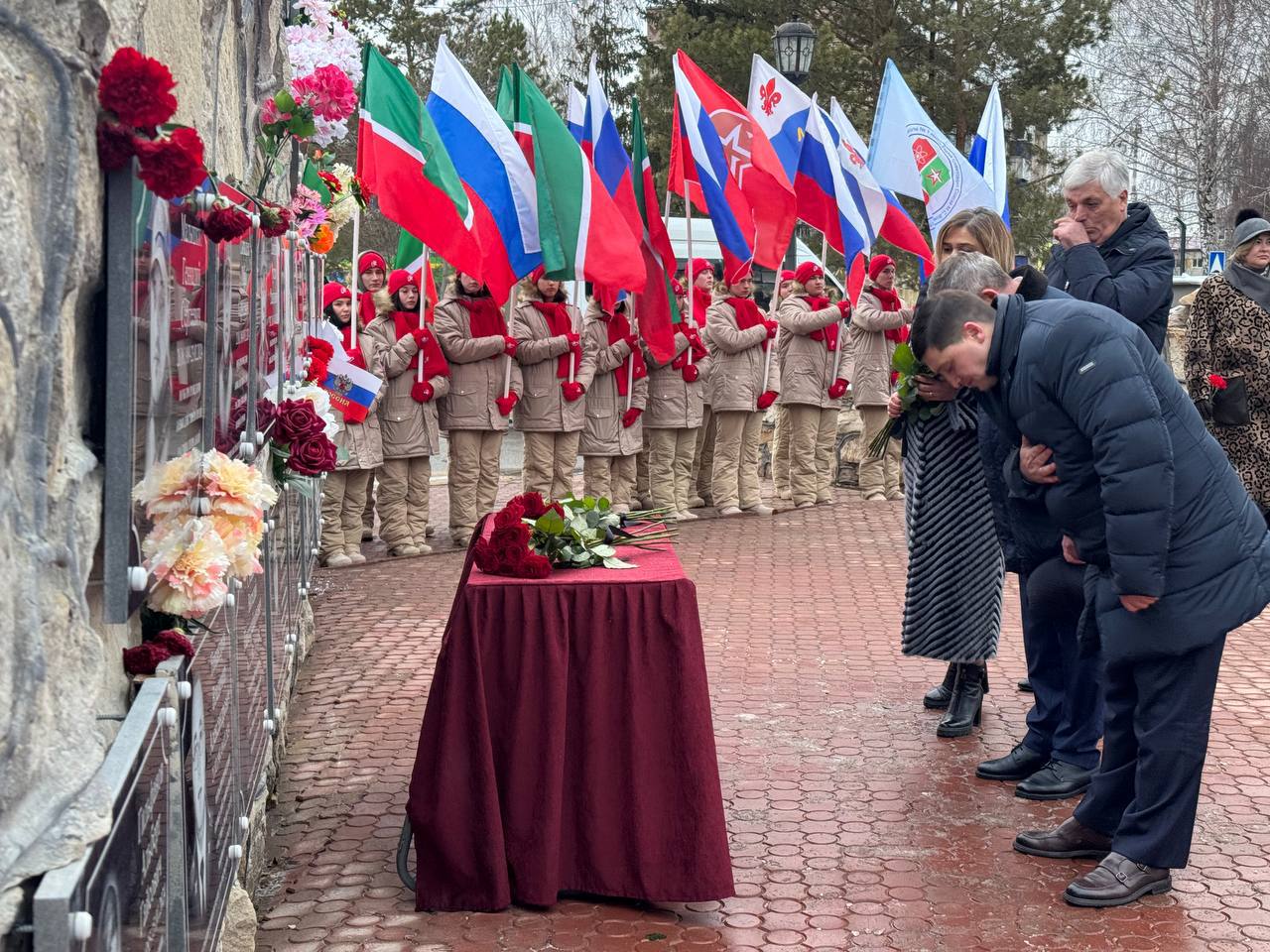 В Менделеевске открылась аллея Славы, где увековечены имена девяти погибших бойцов СВО
