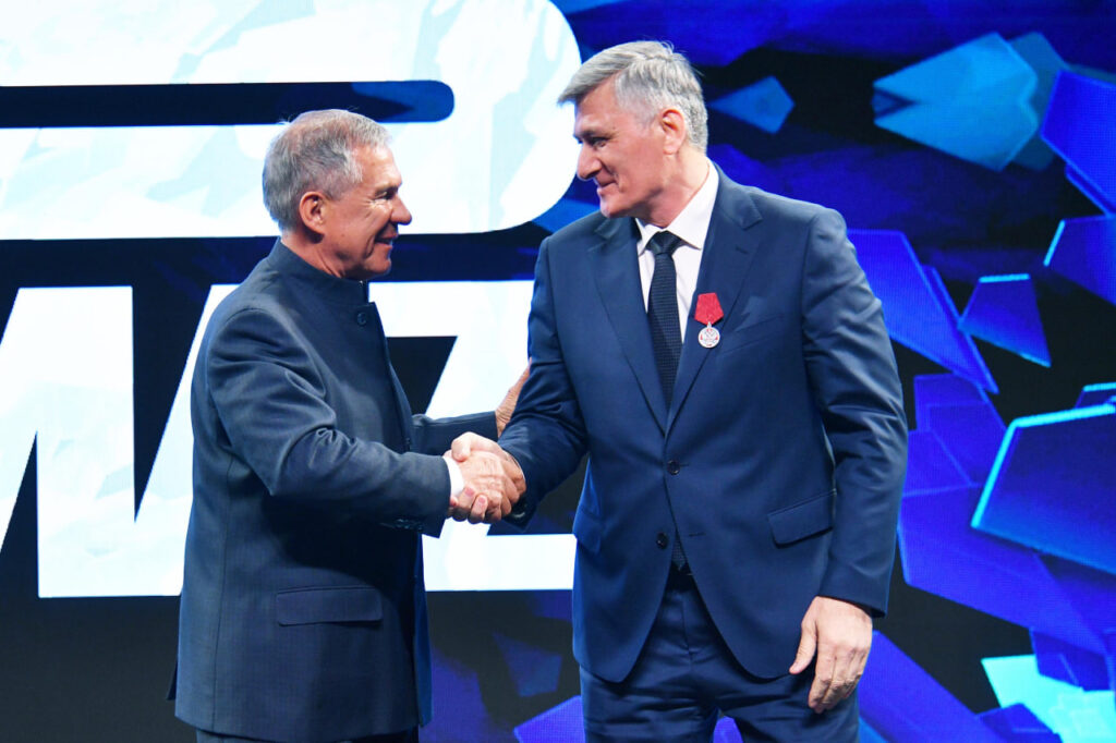 Минниханов: КАМАЗ является гордостью России и Татарстана