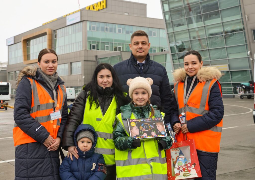 Глава Миндортранса Татарстана принял участие в акции «Елка желаний»