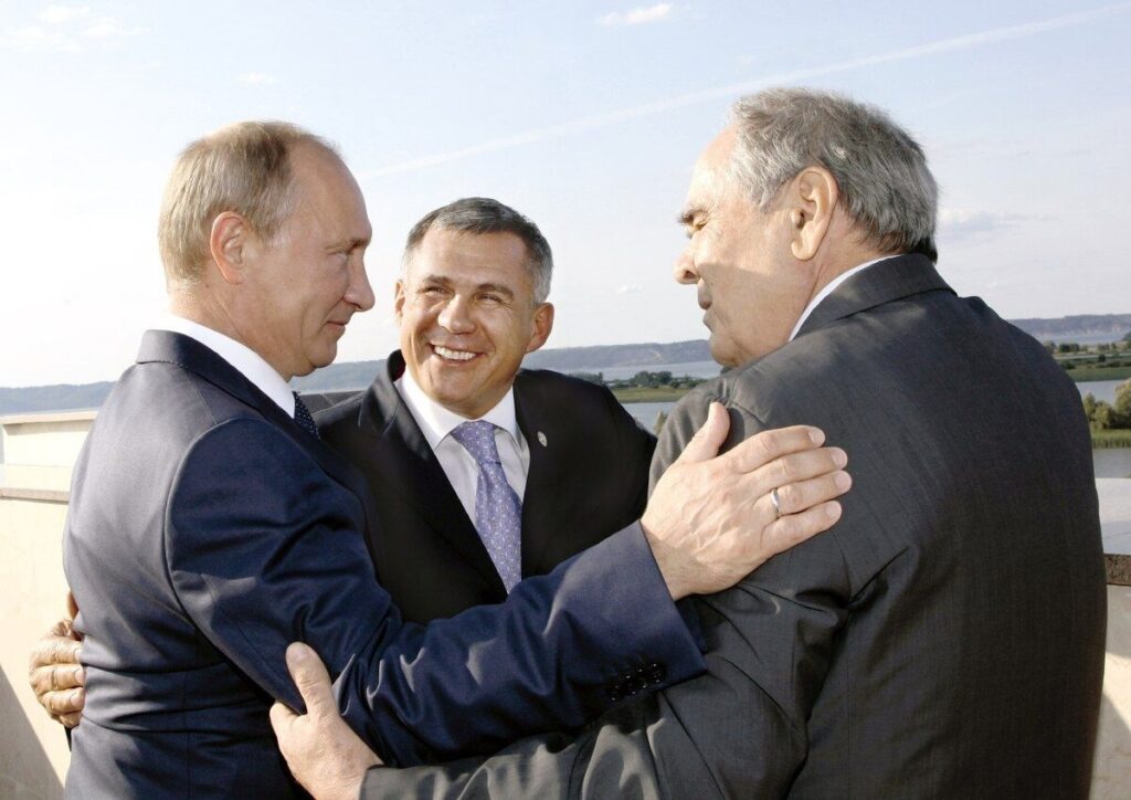 Путин на прямой линии: «Рустам Нургалиевич очень эффективно работает»