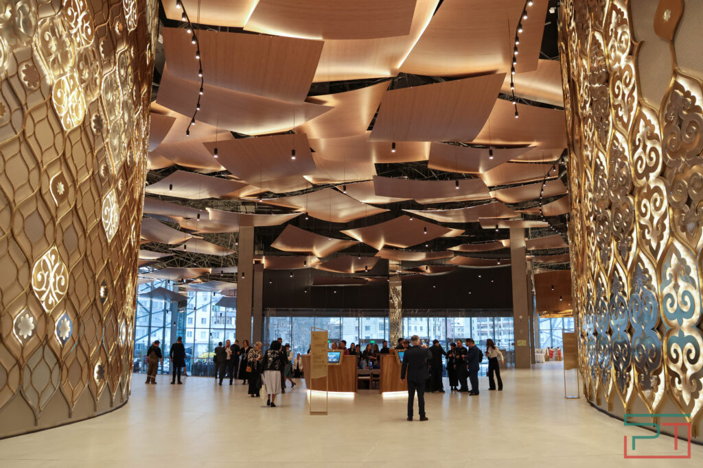 «Открывает невероятные возможности»: новый театр Камала станет центром культуры для всей страны