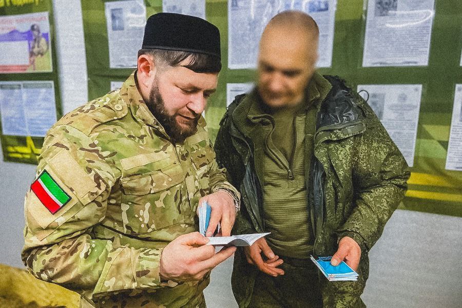 Полковой имам ДУМ РТ навестил бойцов в зоне спецоперации