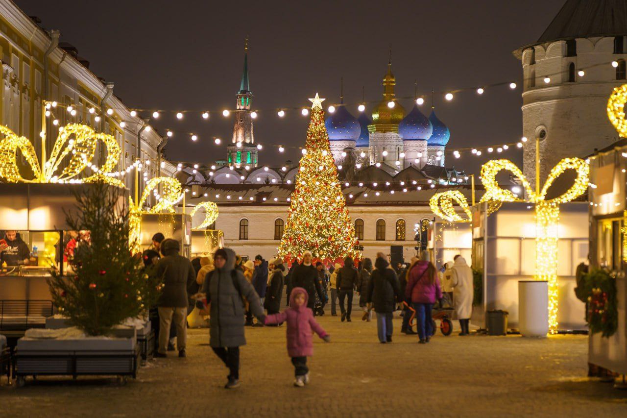 Минниханов: На 30 новогодних площадках Казани пройдут более 100 мероприятий