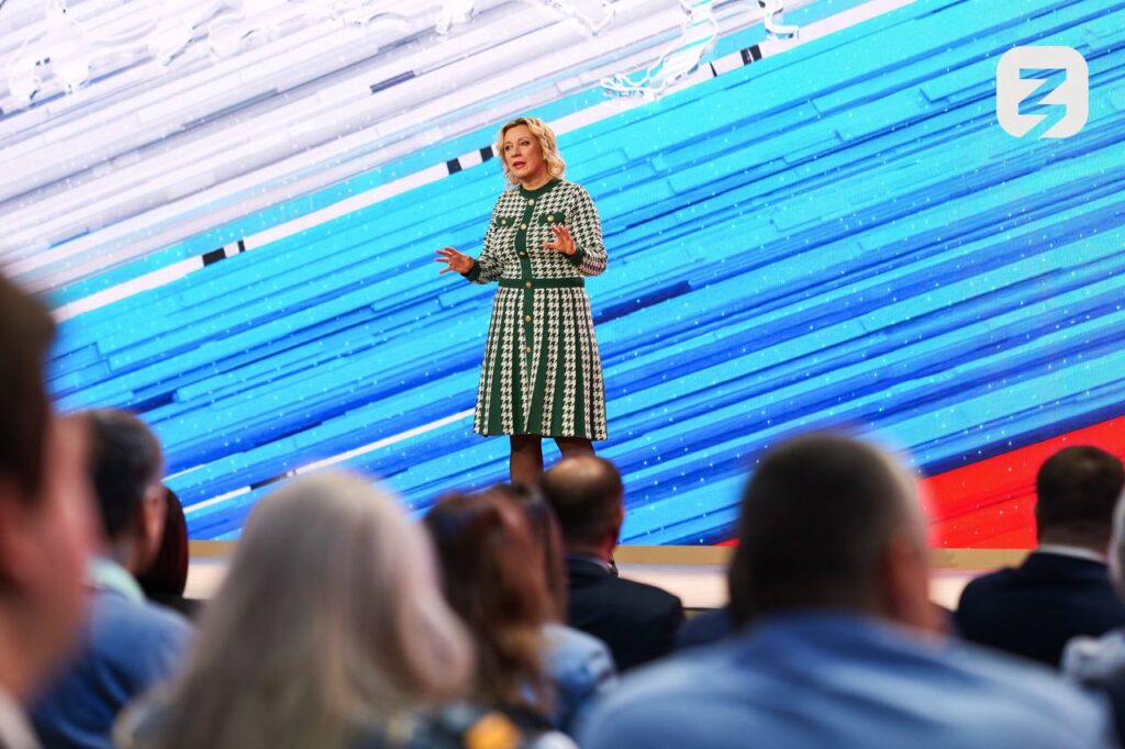 Герой России Расим Баксиков принял участие в форуме общества «Знание»