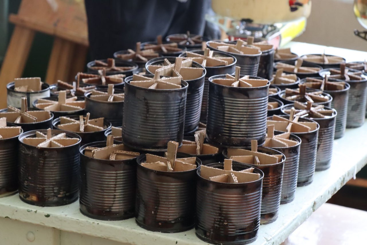 Ученики одной из нурлатских школ с начала СВО изготовили около 3 тыс. окопных свечей