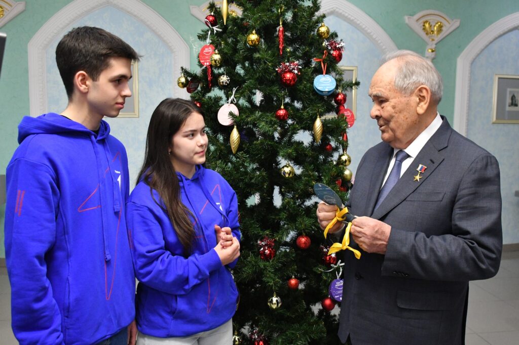 Минтимер Шаймиев исполнит желания дочерей участника СВО в акции «Елка желаний»