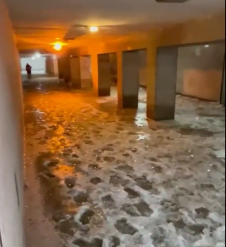 В Казани затопило подземный переход на улице Чистопольской