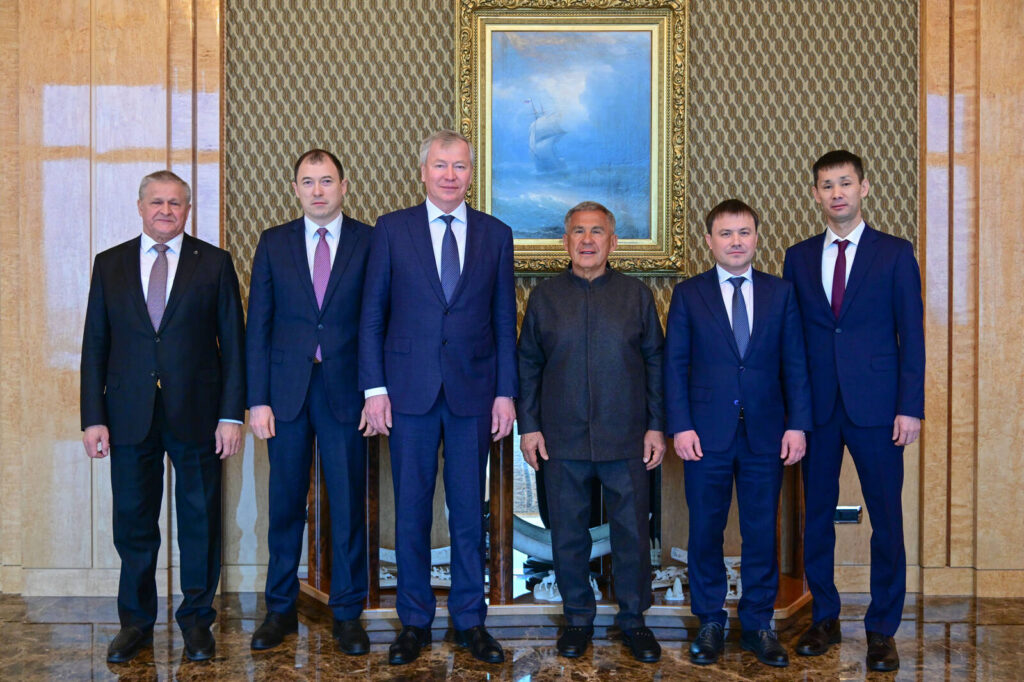 Раис РТ обсудил цифровизацию судебной системы с главой департамента при Верховном Суде