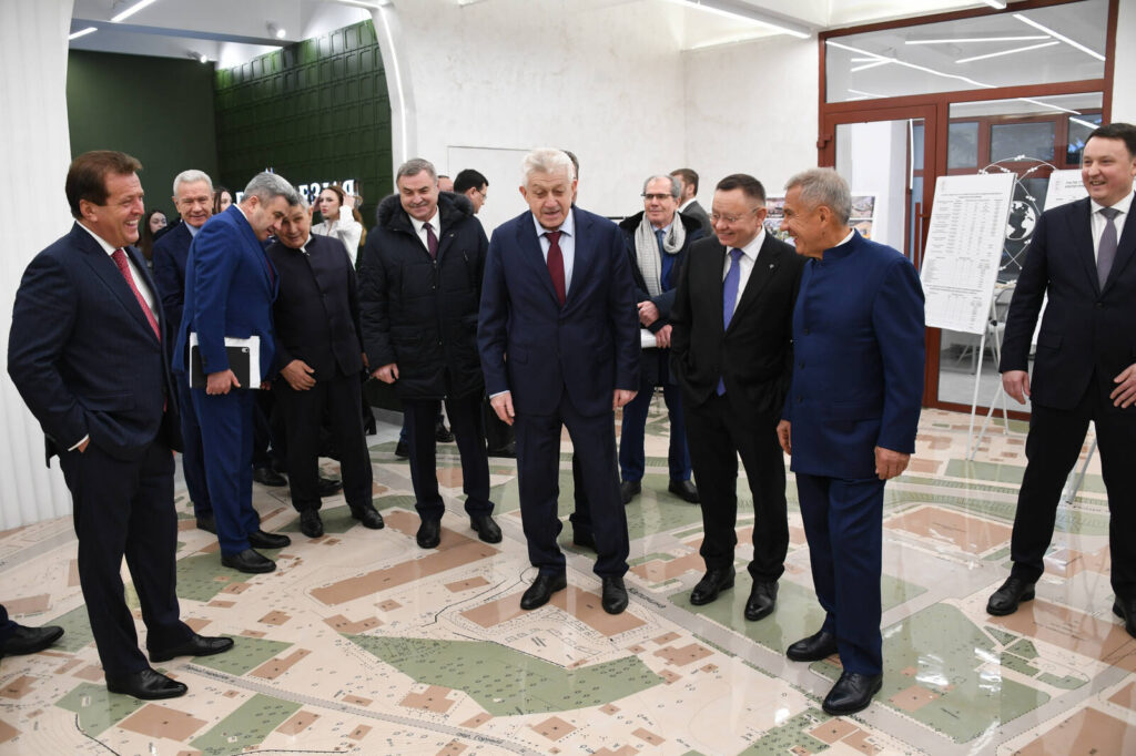 Минниханов и Файзуллин посетили КГАСУ