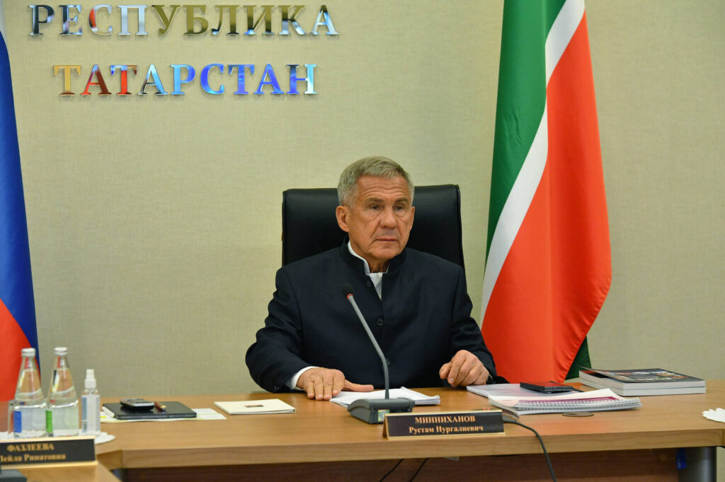 Минниханов принял участие в заседании наблюдательного совета АСИ