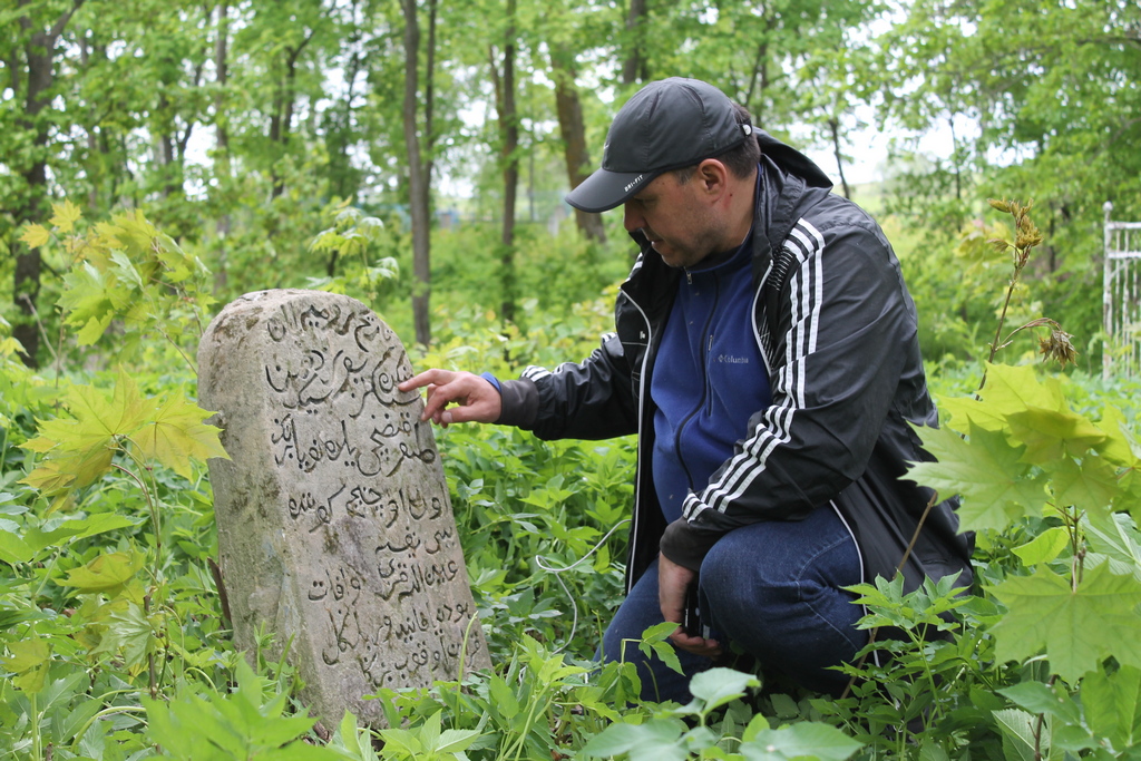 Ни микроба, ни пылинки: письменное наследие Татарстана помоют и пропылесосят