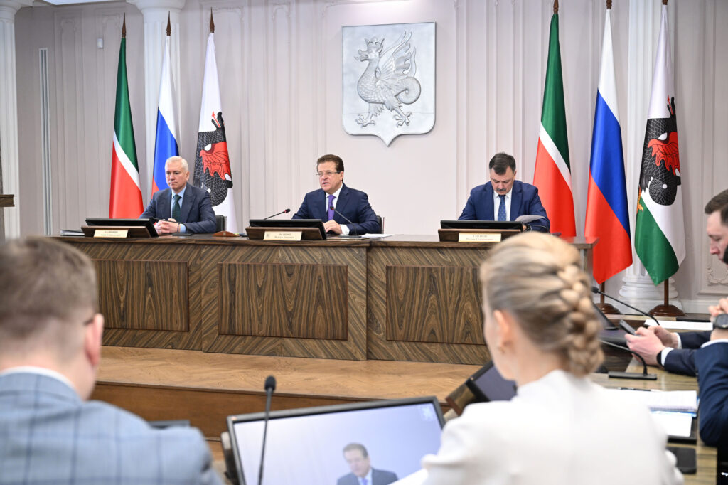 В Авиастрое зарабатывают, в Ново-Савиновском тратят: два района Казани подвели итоги за год