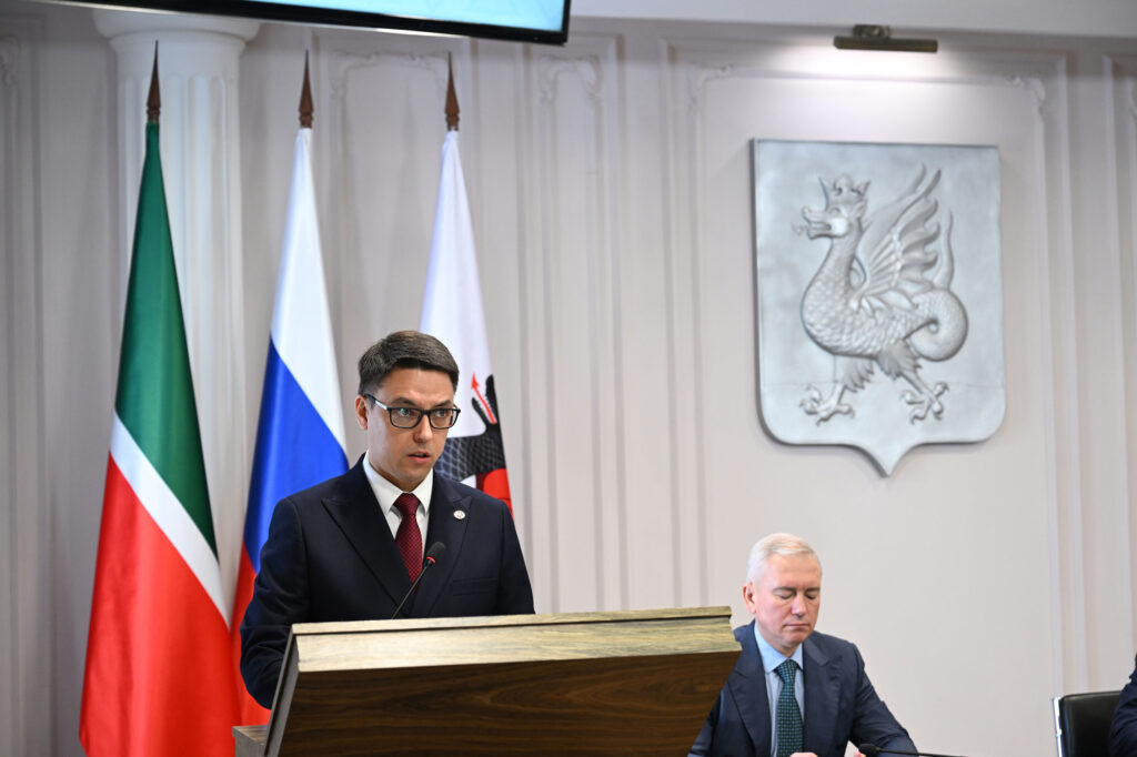 В Авиастрое зарабатывают, в Ново-Савиновском тратят: два района Казани подвели итоги за год