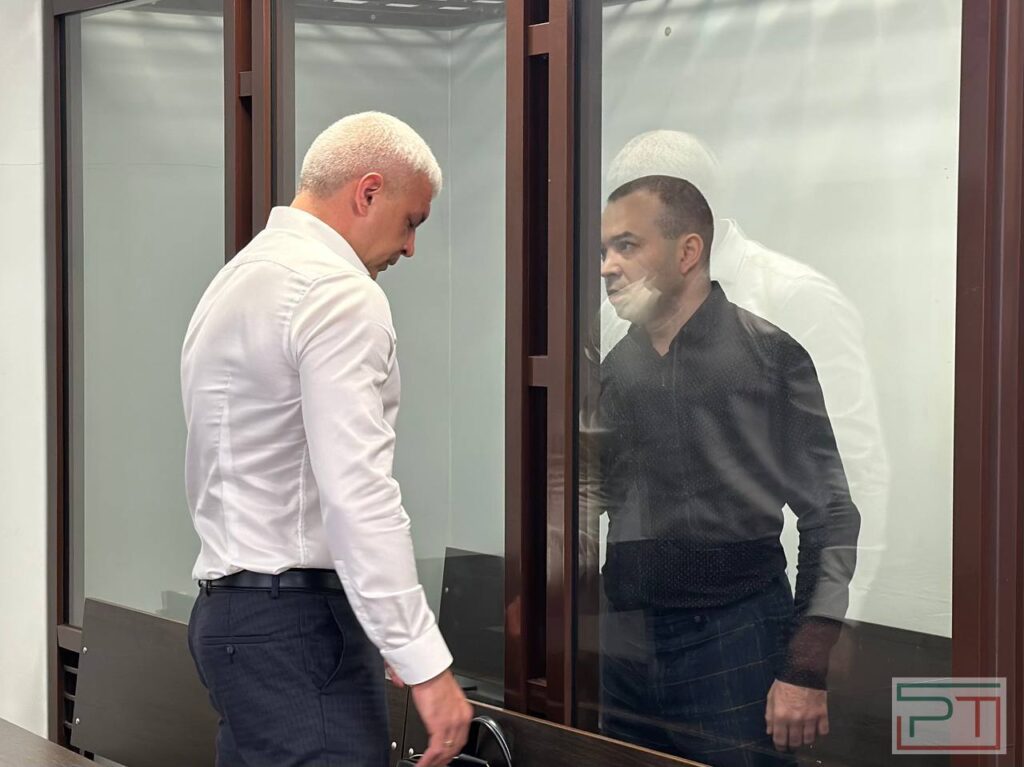 «Надеемся, оправдают»: в Казани бывший коллектор отрицает, что выбивал долги с помощью порно